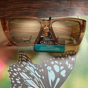 Foster Grant Cali Blue Sunglasses